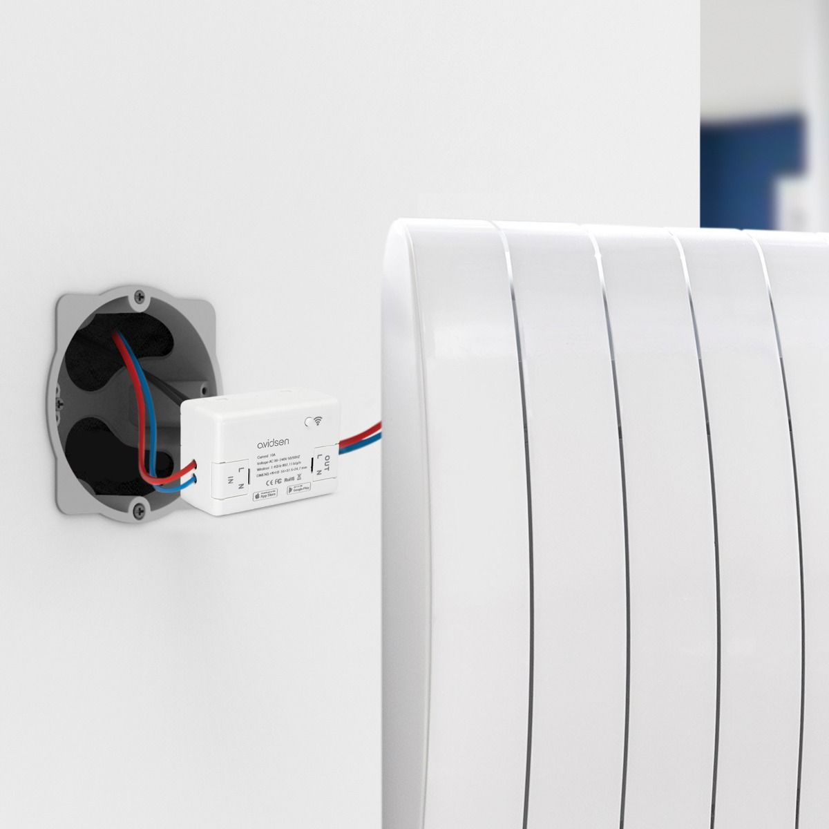 Instalar HomeControl detrás de una toma de corriente