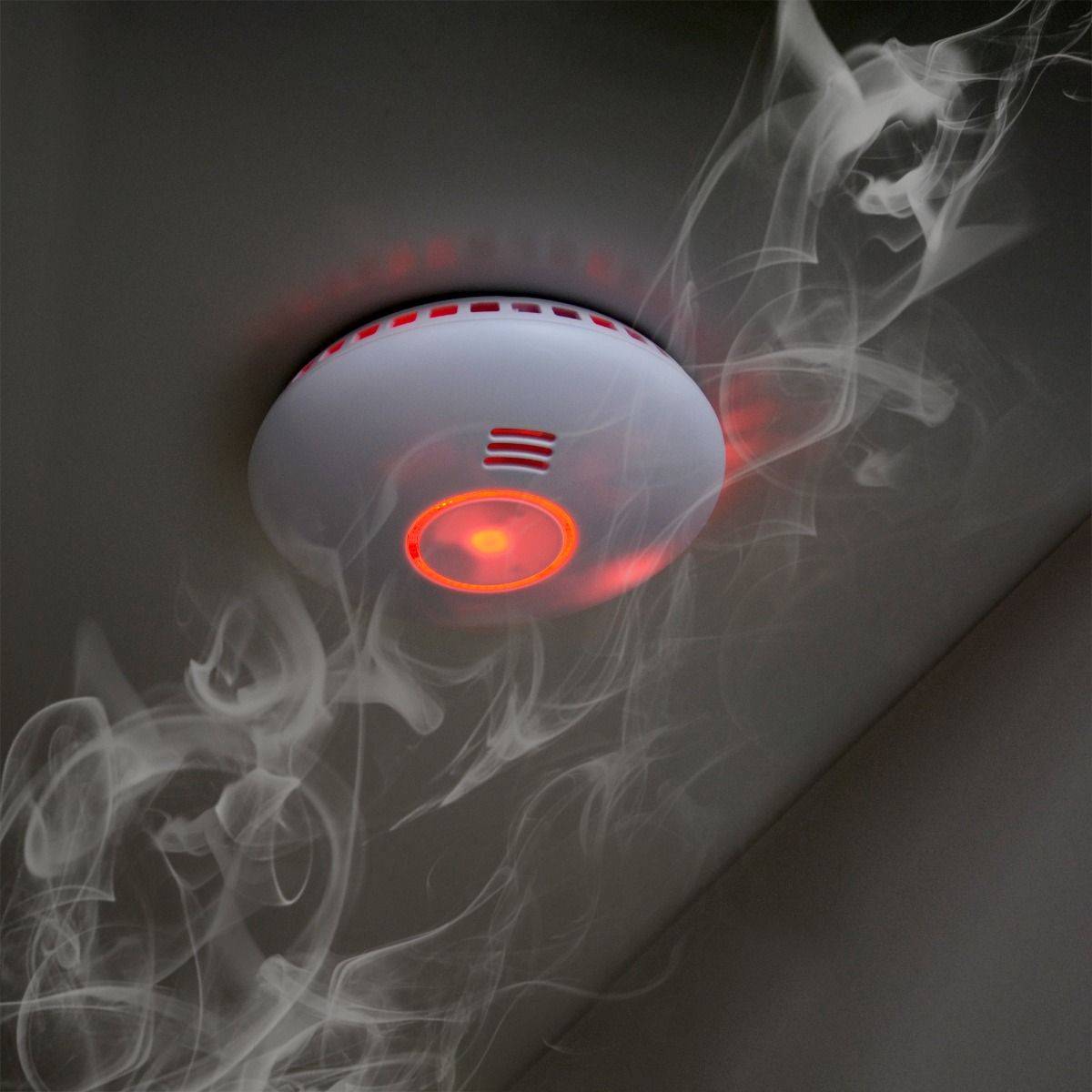 Avidsen Home: HomeSmoke combinado con bombillas conectadas